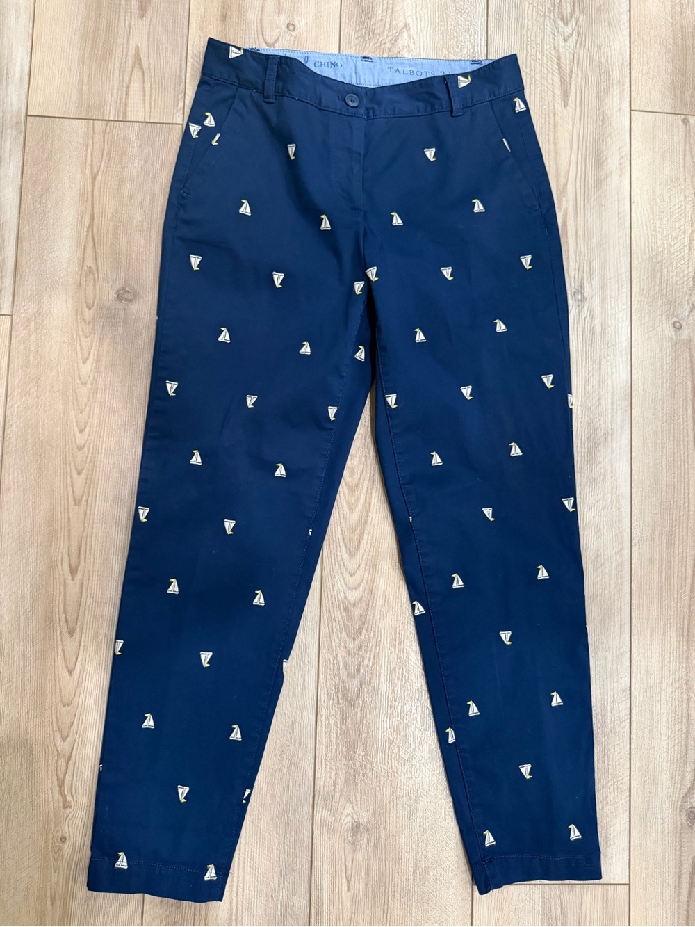 Talbots Navy Sailboat Embroidered Women's Tge Weekend Chino Pants Size 2